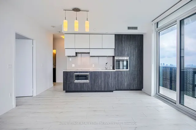 Additional image 11 of 8 Eglinton Ave Unit 2705