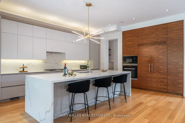 Additional image 28 of 64 Centre Ave