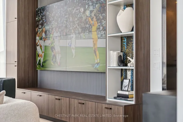 Additional image 11 of 33 Frederick Todd Way Unit UPH 01