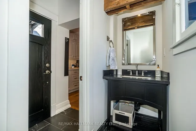 Additional image 20 of 104 Monarch Park Ave