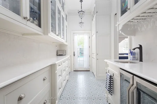 Additional image 9 of 8 Swansdown Dr