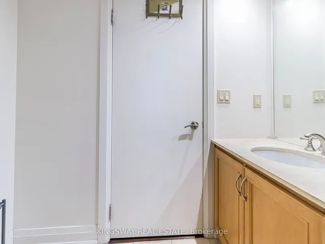 Additional image 30 of 2737 Keele St Unit 809