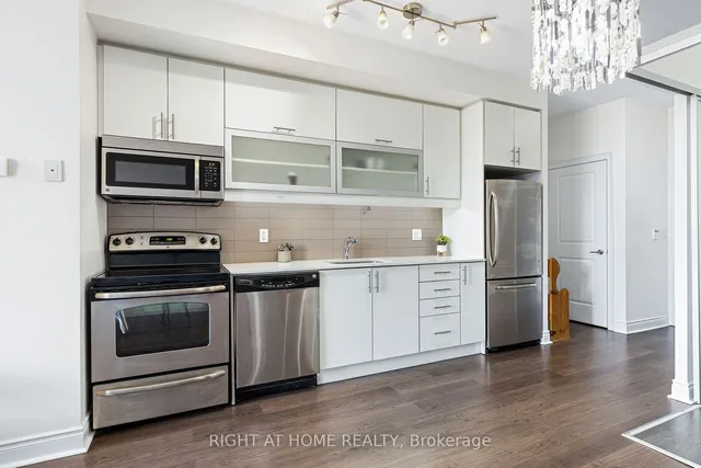 Additional image 19 of 28 Ted Rogers Way Unit PH06