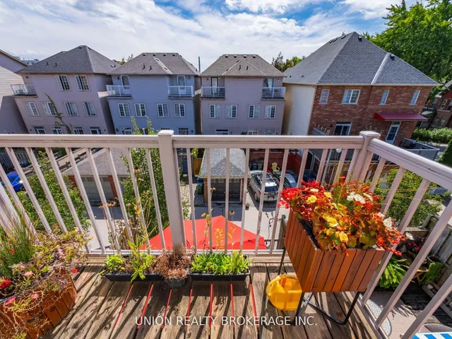 Additional image 27 of 1095 Dundas St