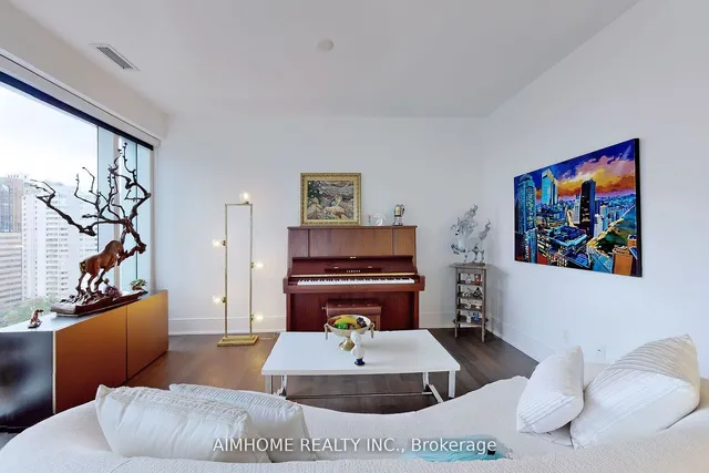 Additional image 9 of 1 Gloucester St Unit 1815