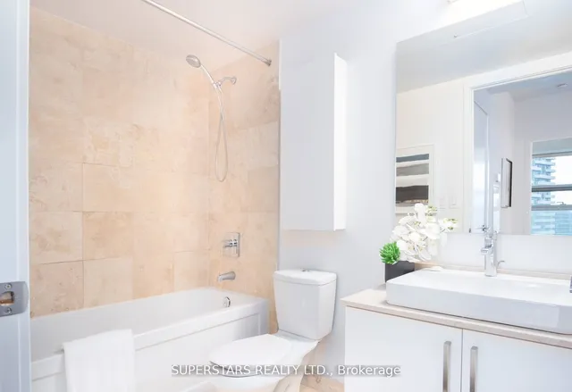 Additional image 10 of 12 York St Unit 4911