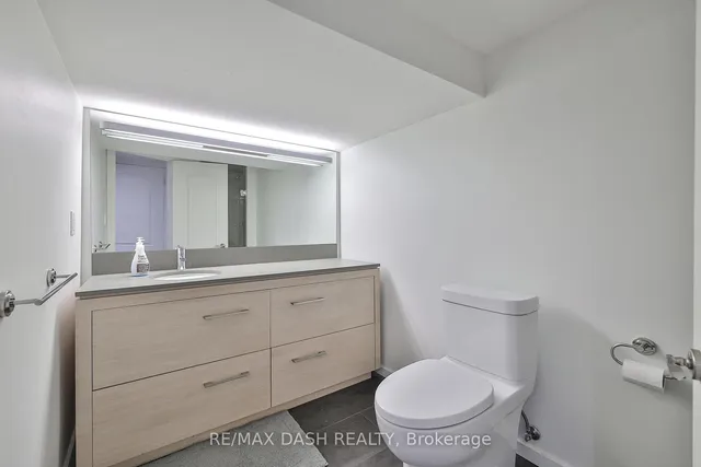 Additional image 33 of 550 Deloraine Ave