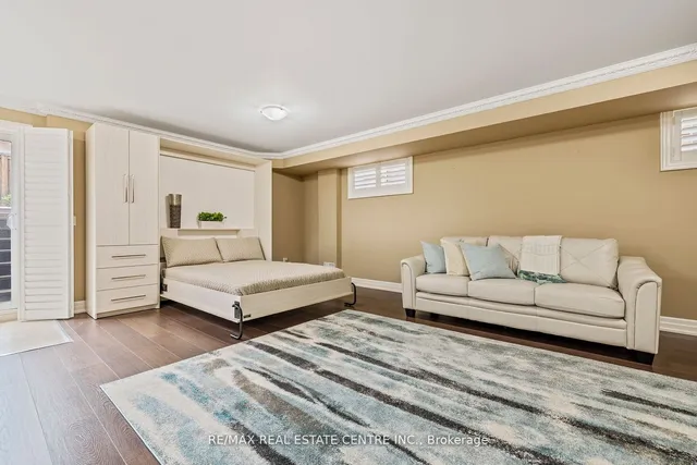 Additional image 31 of 42 Ypres Rd