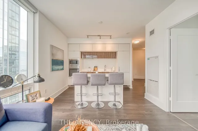 Additional image 14 of 10 York St Unit 3303