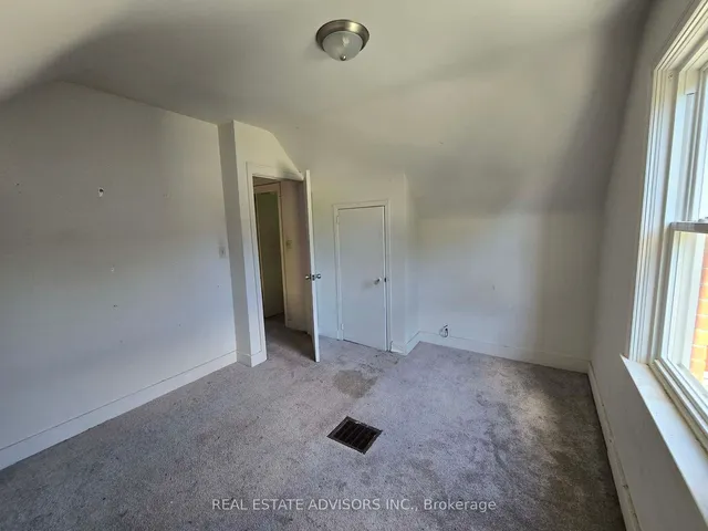 Additional image 21 of 46 Devondale Ave