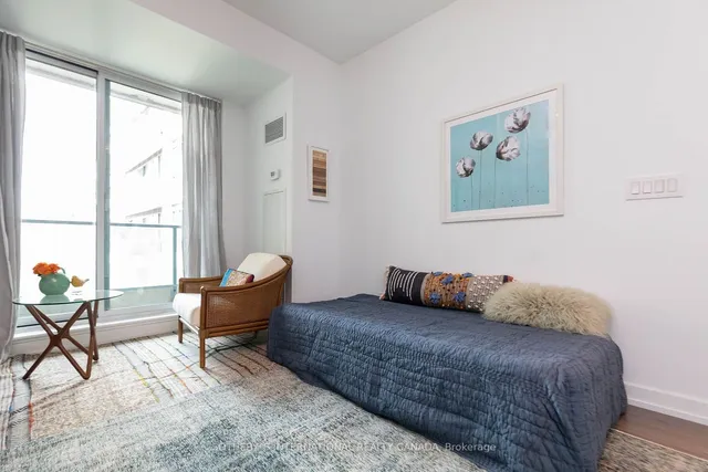 Additional image 7 of 81 Navy Wharf Crt Unit 2310