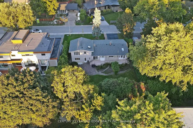 Additional image 33 of 61 Laurentide Dr