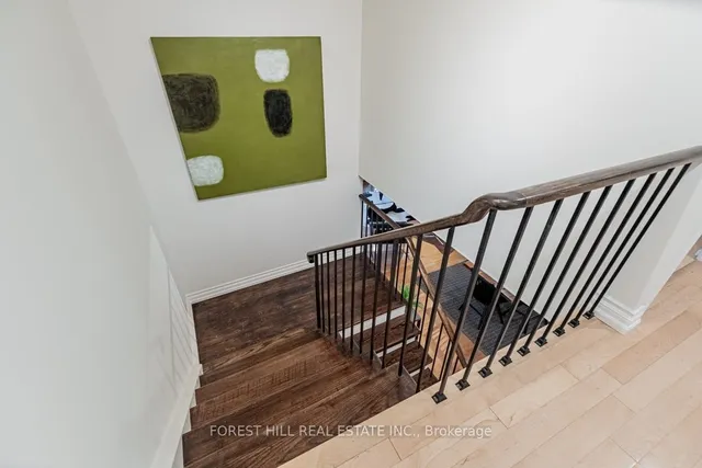 Additional image 16 of 360 Bloor St Unit 110