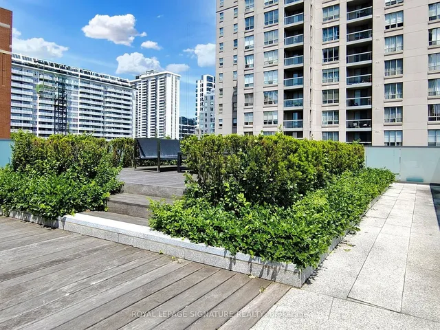 Additional image 38 of 1815 Yonge St Unit 405