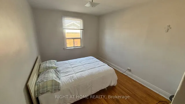 Additional image 18 of 524 Glen Park Ave