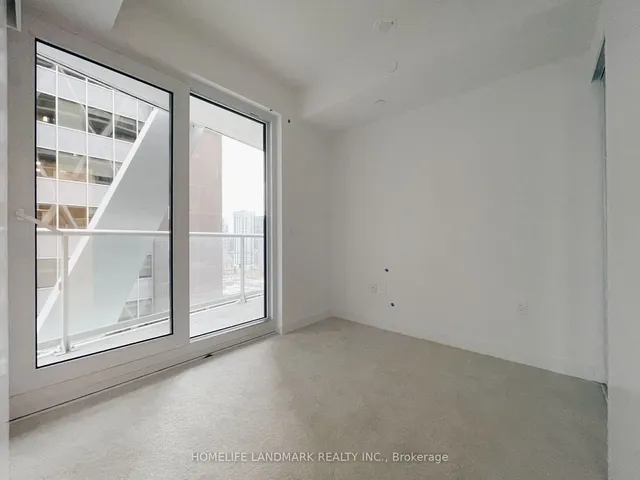 Additional image 3 of 230 Simcoe St Unit 2012