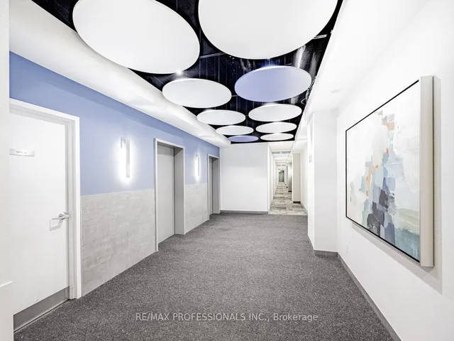 Additional image 3 of 300 Manitoba St Unit 427