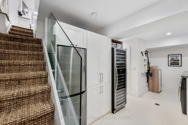 Additional image 29 of 37 Farnham Ave