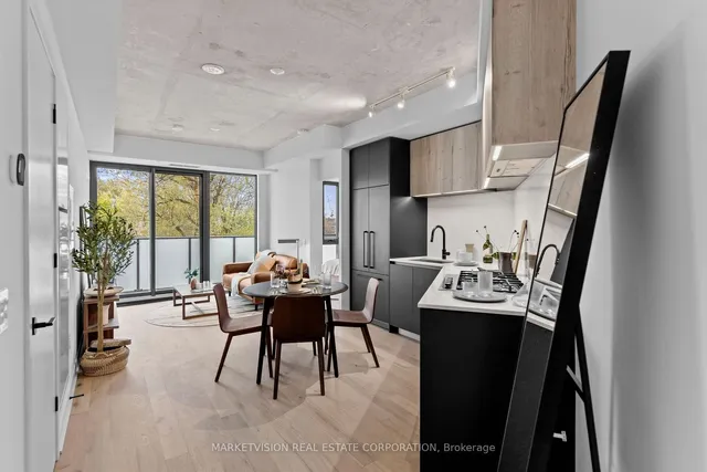 Additional image 7 of 2625 Dundas St Unit 404