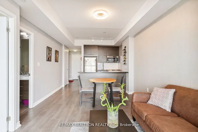 Additional image 19 of 66 Forest Manor Rd Unit 1101