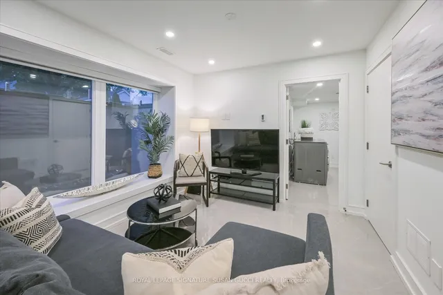 Additional image 27 of 61 Presley Ave