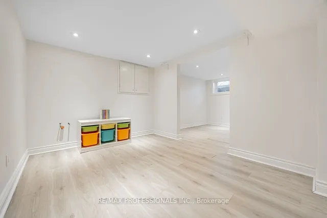 Additional image 29 of 54 Robin Hood Rd