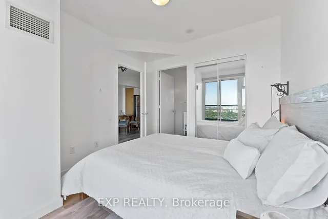 Additional image 17 of 2191 Yonge St Unit 4606