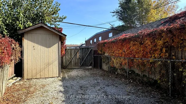 Additional image 27 of 2023 Dufferin St