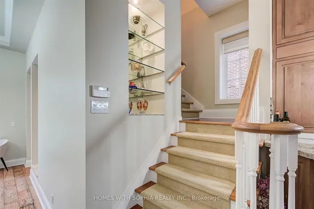 Additional image 5 of 162 Glenvale Blvd