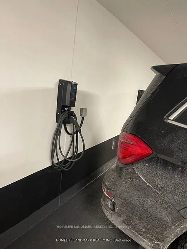 Additional image 5 of 319 Jarvis St Unit 1012