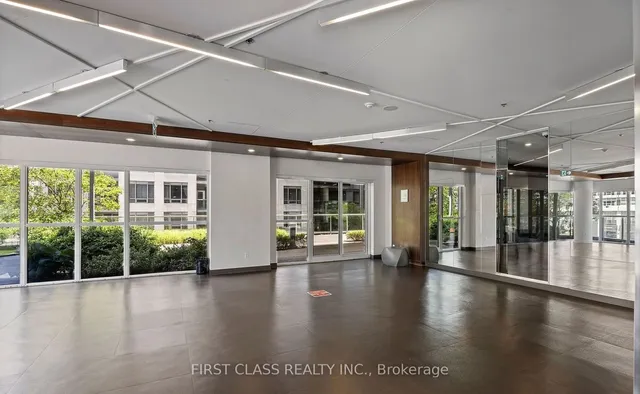 Additional image 2 of 525 Adelaide St Unit 1022