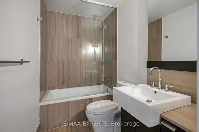 Additional image 10 of 88 Blue Jays Way Unit 2007