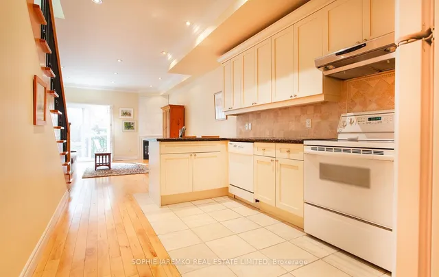 Additional image 8 of 26 Greensides Ave