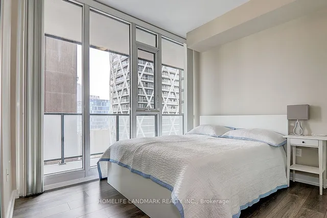 Additional image 10 of 426 university Ave Unit 2203