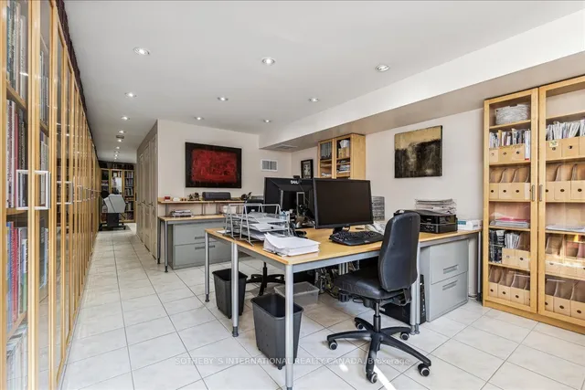 Additional image 29 of 218 River St