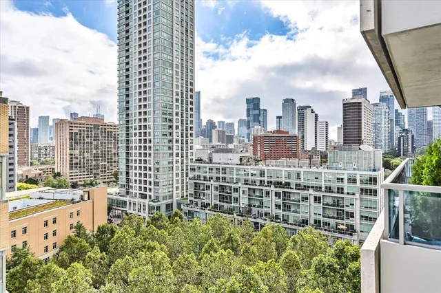 Additional image 26 of 500 Sherbourne St Unit 907