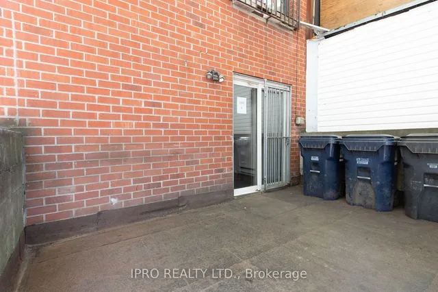 Additional image 23 of 1244 College St