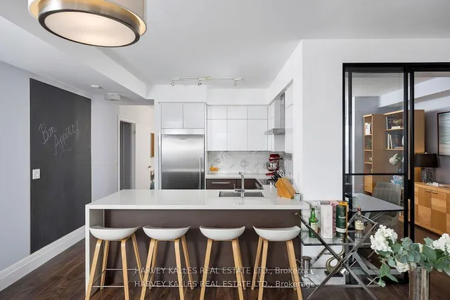 Additional image 9 of 168 King St Unit 1505