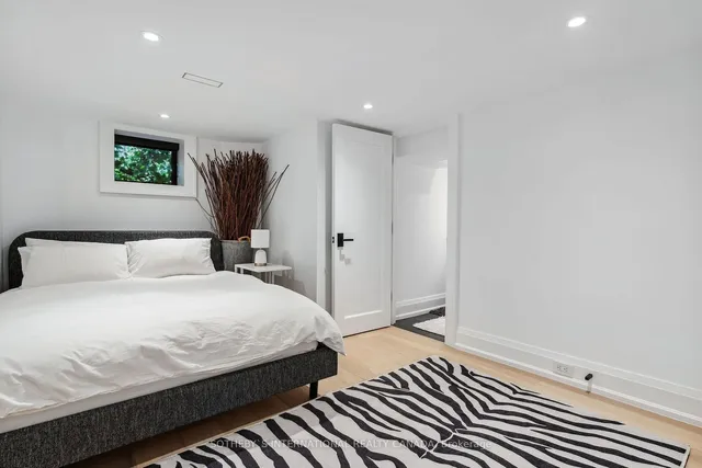 Additional image 30 of 62 Maple Ave