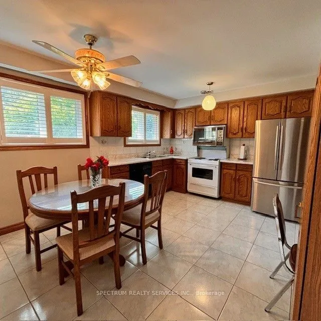 Additional image 5 of 70 Council Cres