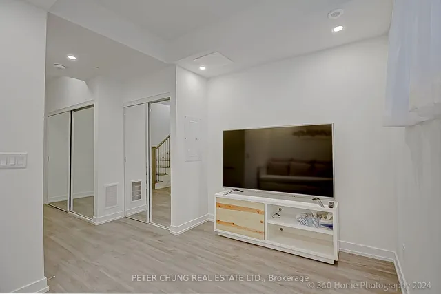 Additional image 22 of 51 Winlock Park Unit TH 26