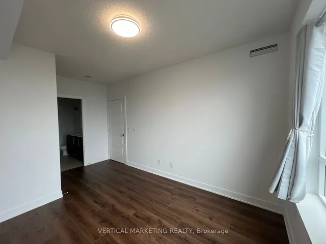 Additional image 15 of 28 Linden St Unit 1605