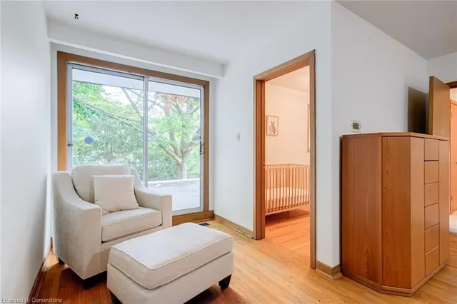 Additional image 24 of 18 Burnt Log Cres