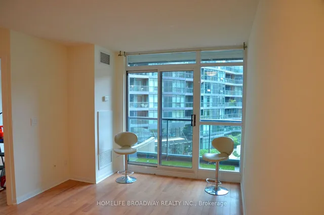 Additional image 6 of 219 Fort York Blvd Unit 418