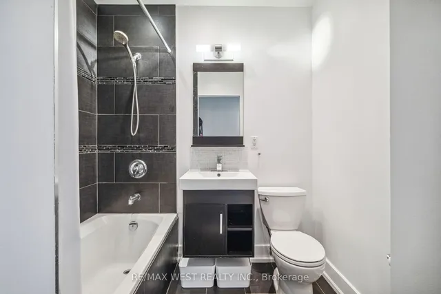 Additional image 9 of 365 Dundas St Unit 111