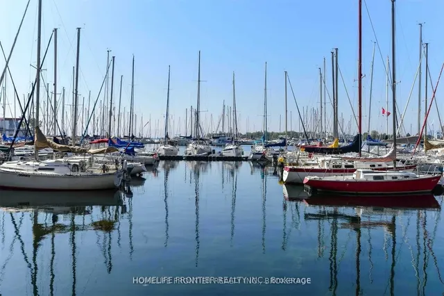 Additional image 39 of 209 Fort York Blvd Unit 383