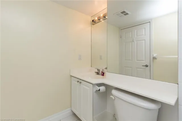 Additional image 18 of 330 Adelaide St Unit 810