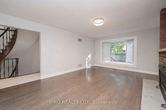 Additional image 7 of 111 Newton Dr