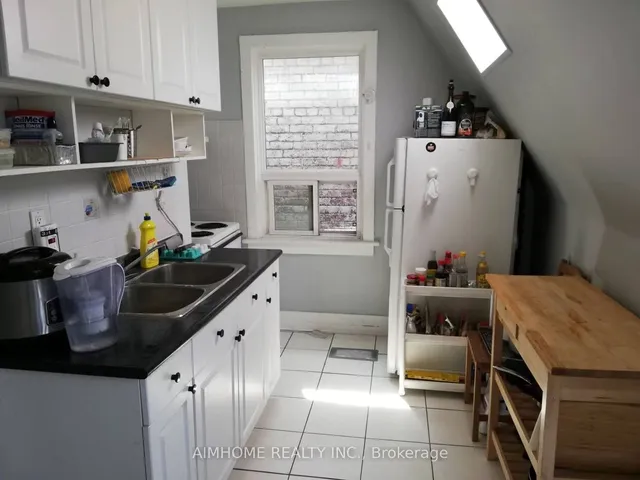 Additional image 13 of 306 Dupont St