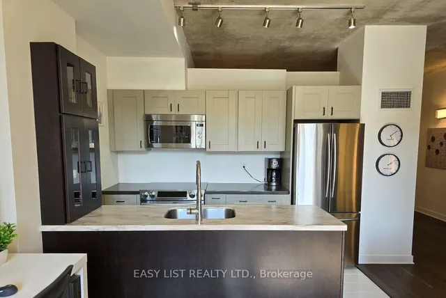 Additional image 9 of 36 Charlotte St Unit 501